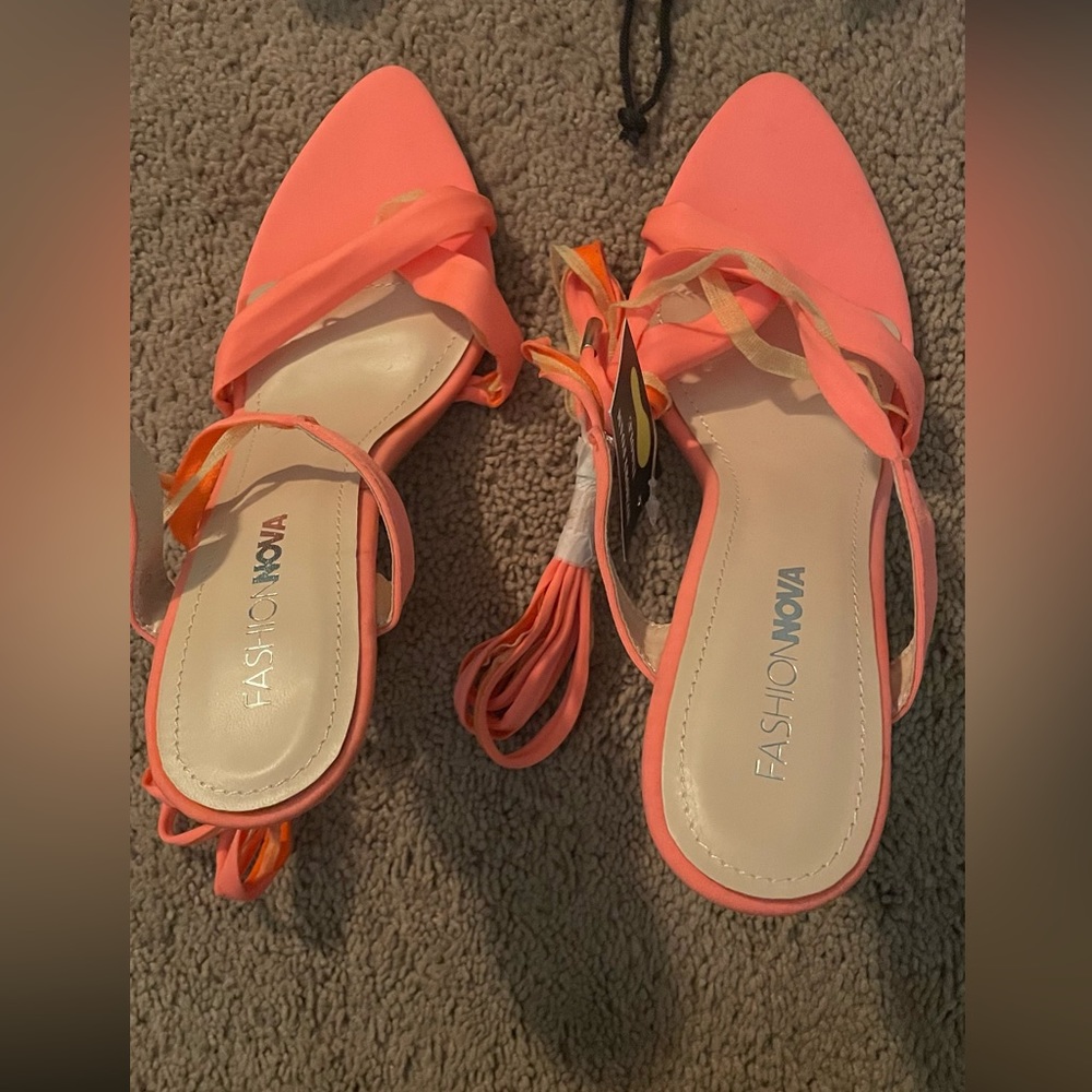 Heels - Picture 2 of 3